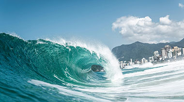 白虎免费网站｜以体验为主的简单说明：与同类平台放在一起的直观对比